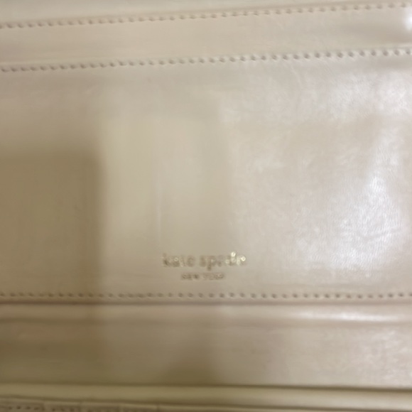 Kate Spade ♠️ wallet. - Picture 8 of 10